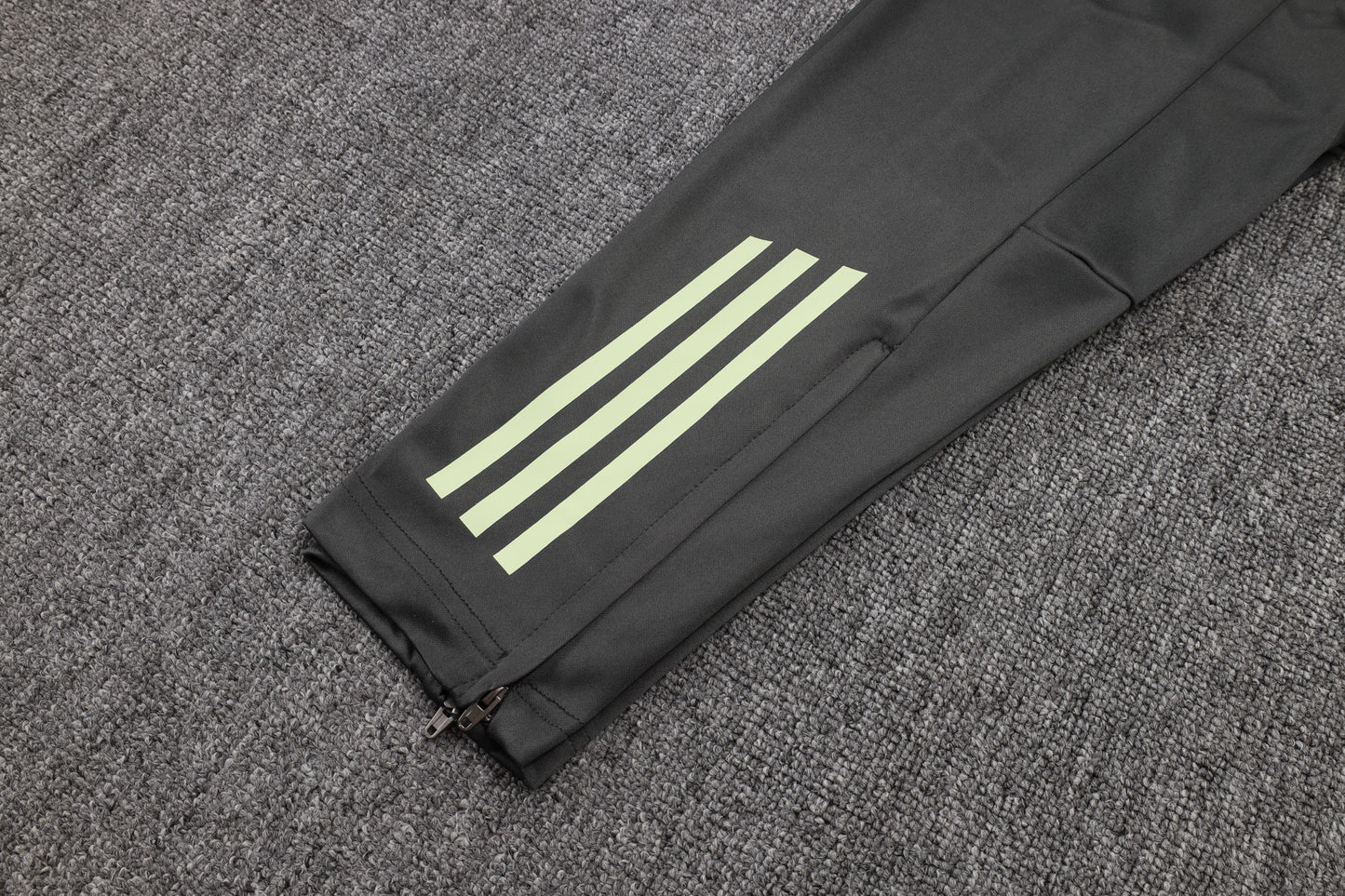 25/26 RM Men Zipper Tracksuit Set